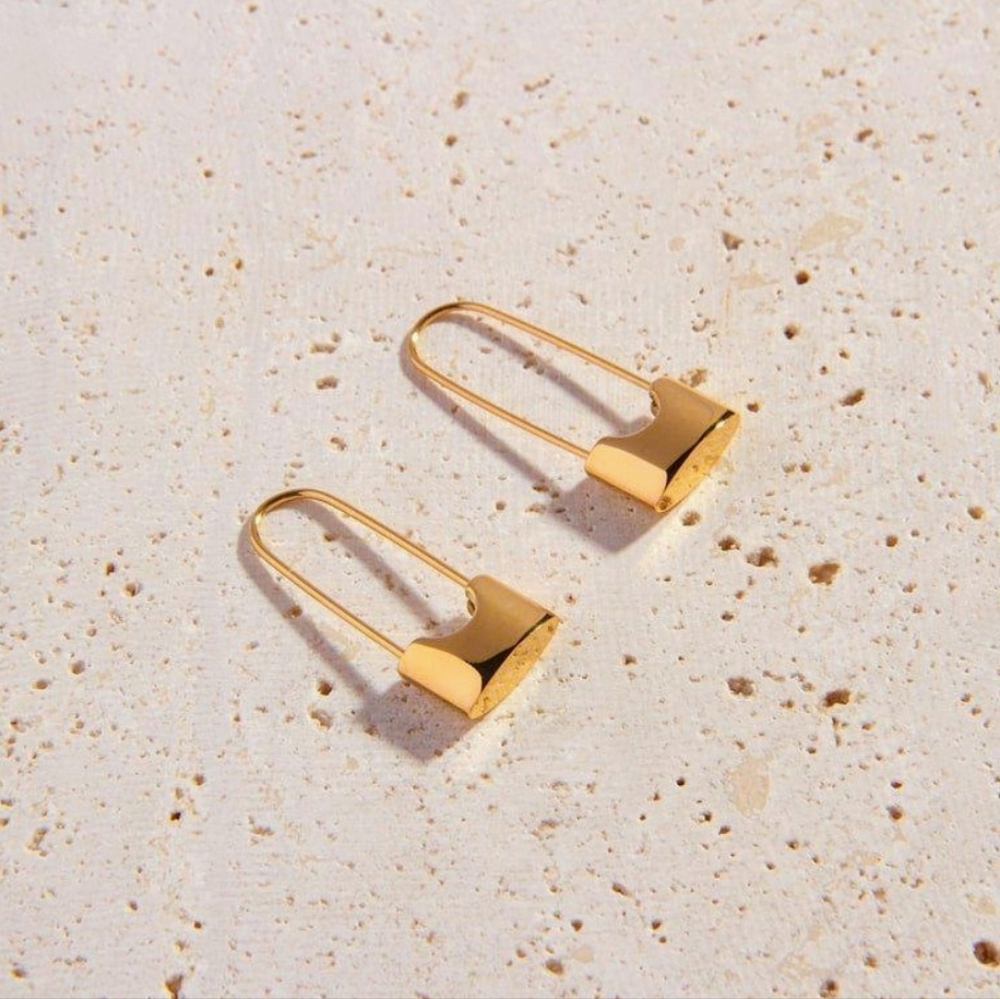 Cali Tiger Flavia Hoops Earrings